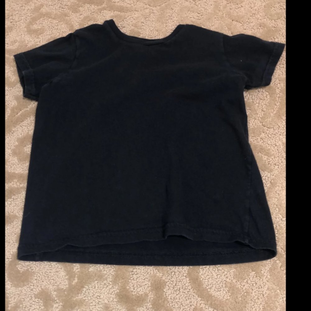 tee shirt